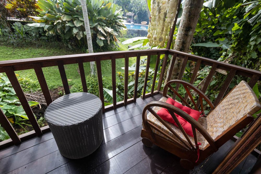 Threehouse Ubud villa rental relax with wifi
